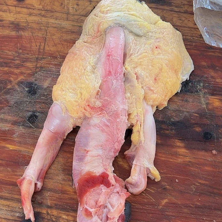 广西土耕马马肉、送马油沙姜小米辣12个月中国大陆