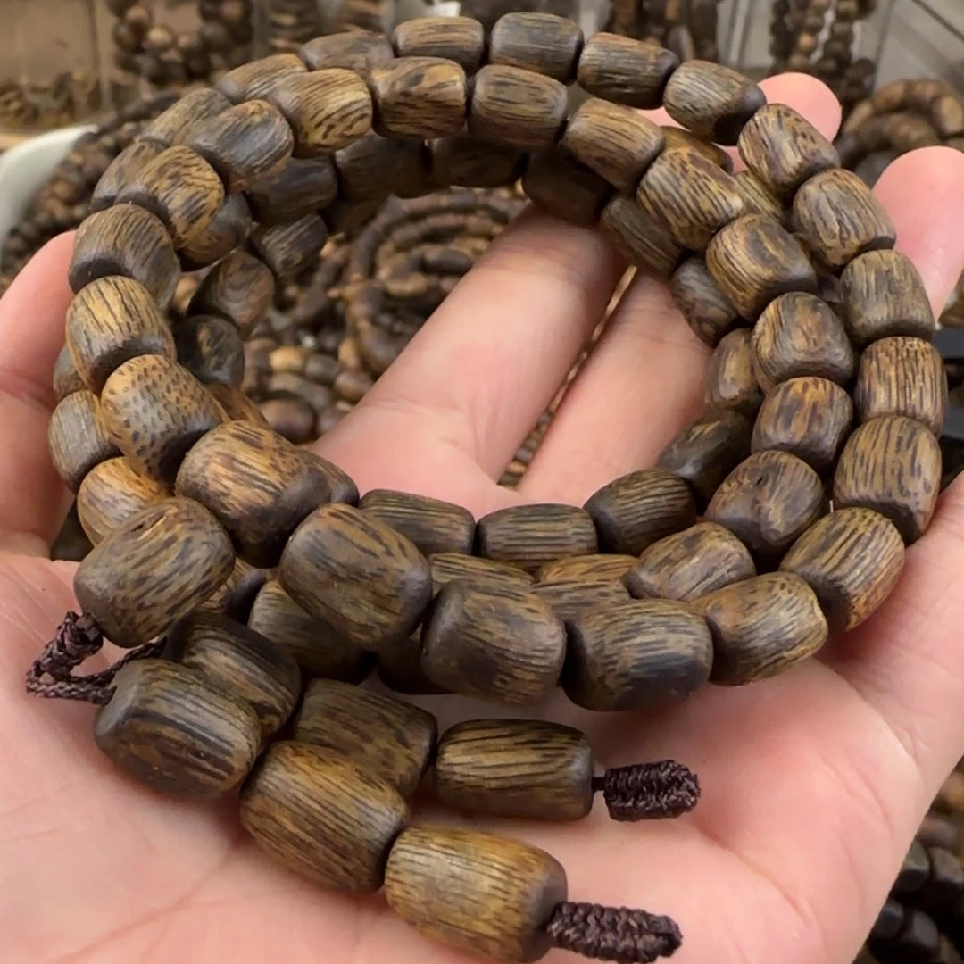 多***人手串沉香奇楠手串31.5克