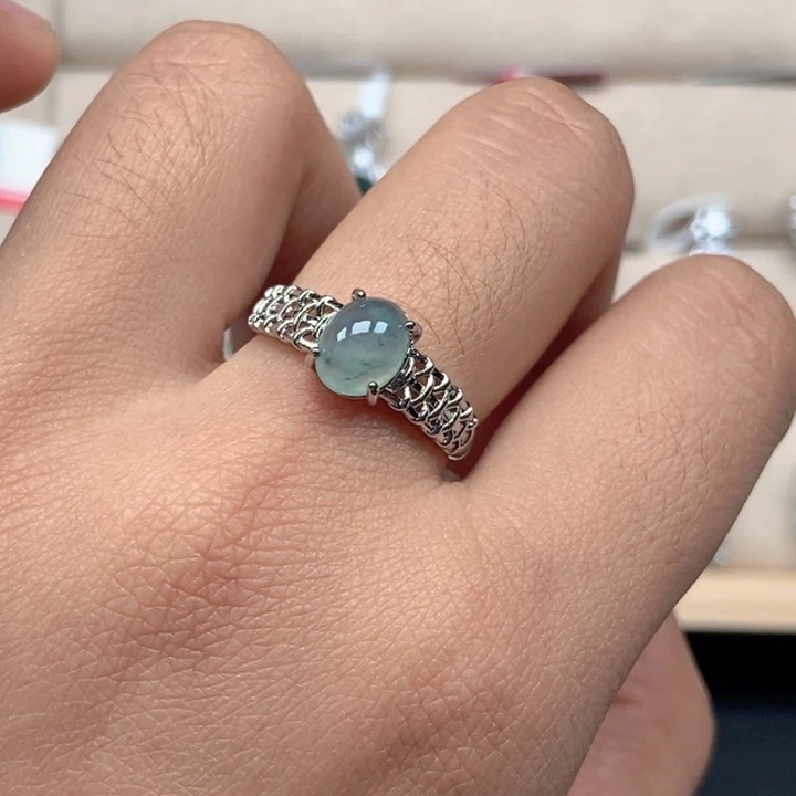 翡翠未镶嵌戒指戒指