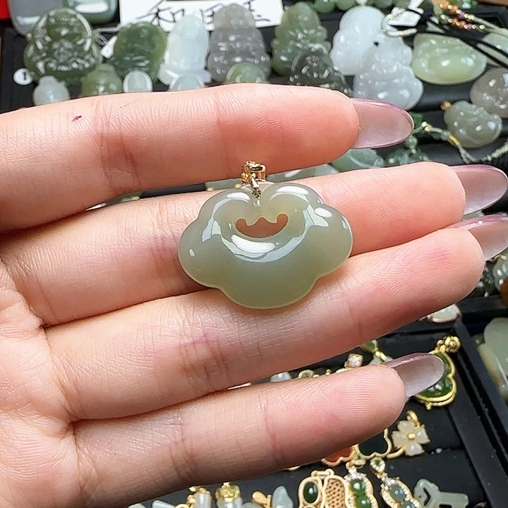 颈饰银S925镶嵌和田玉