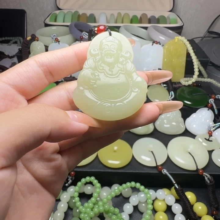 新疆老料蜂蜜水财神吊坠