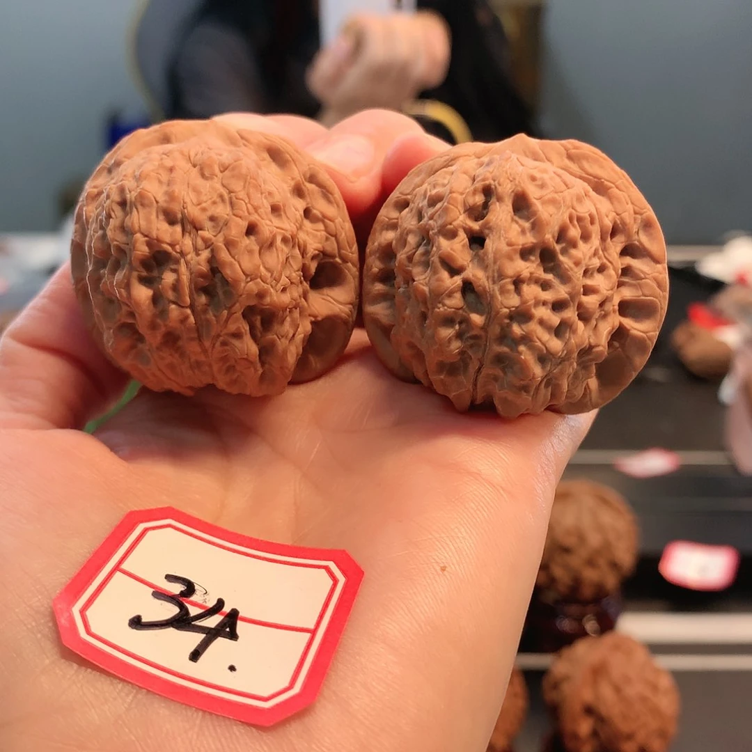 【闪购商品】吊坠文玩核桃血麒麟 40尺