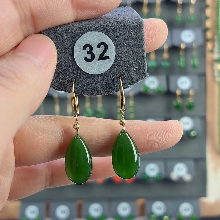 和田玉18K金镶嵌耳饰