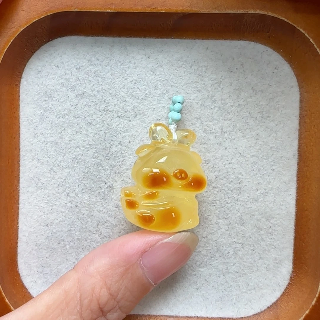 琥珀未镶嵌珠宝奇石定制