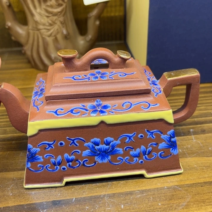 紫砂壶等艺术精品