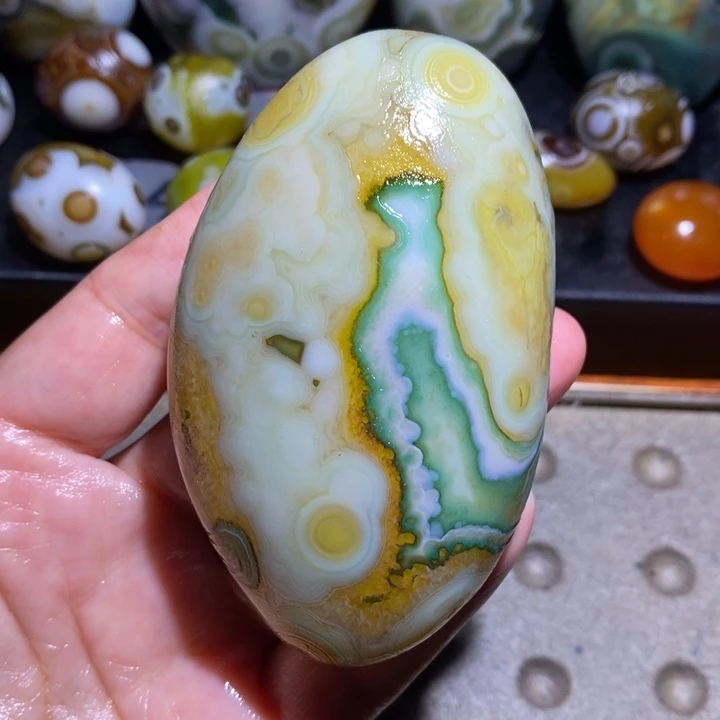 未镶嵌玛瑙/玉髓珠宝半成品6