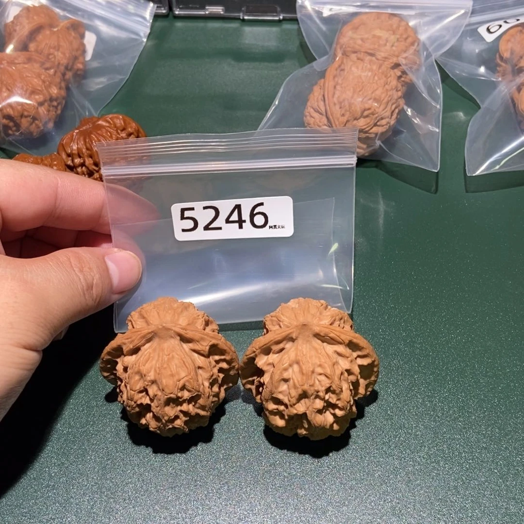 文玩核桃把件全品43梨木台 5246
