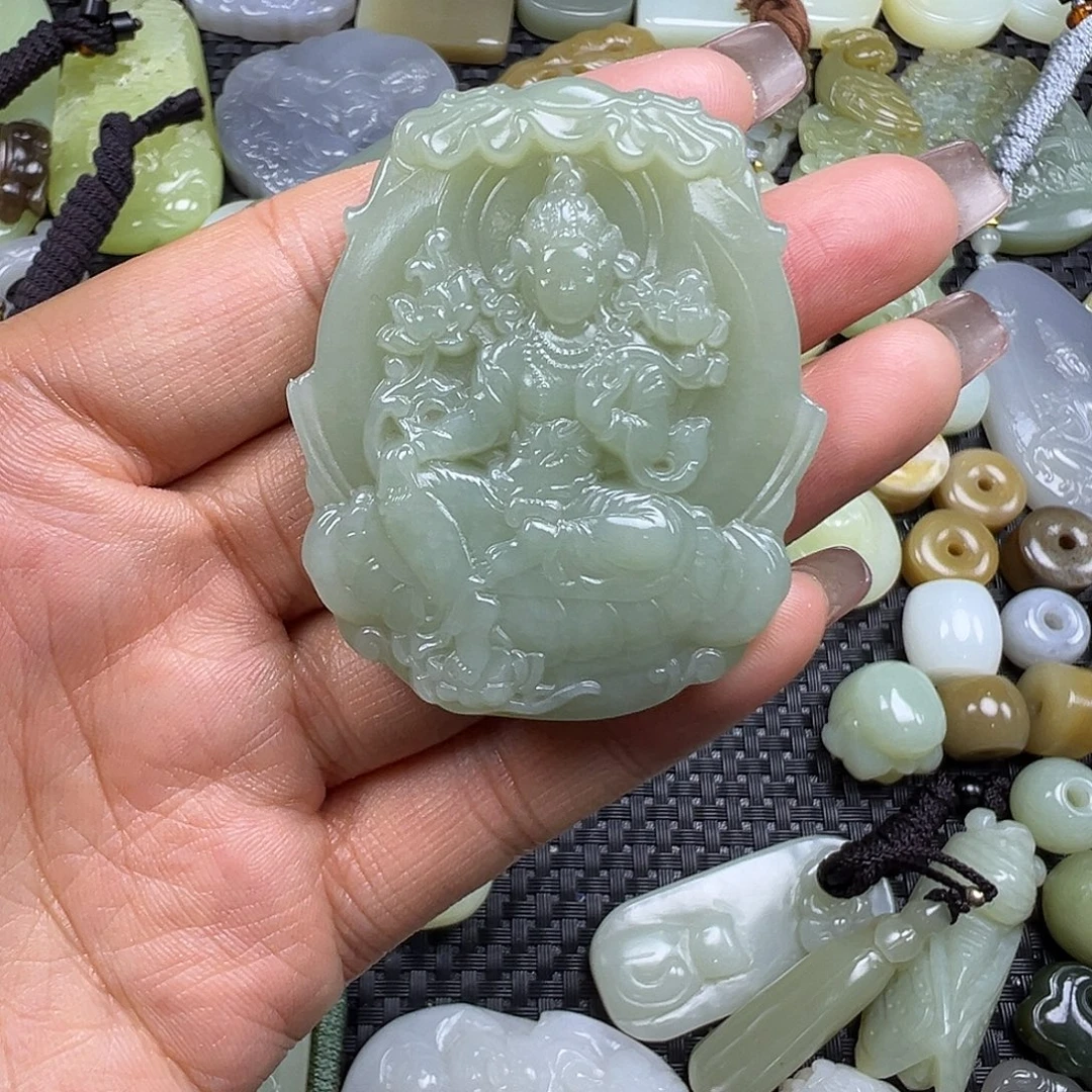 和田玉未镶嵌颈饰卡52