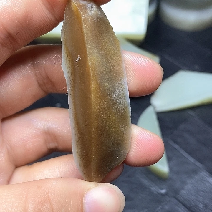 和田玉未镶嵌珠宝半成品