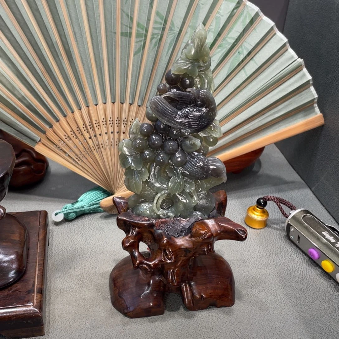 未镶嵌和田玉摆件