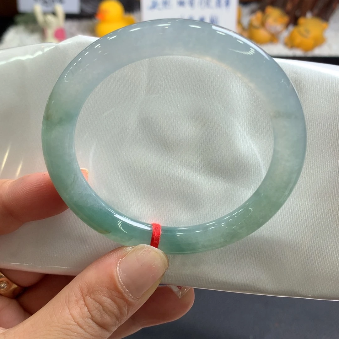 翡翠未镶嵌手镯55.4美人条