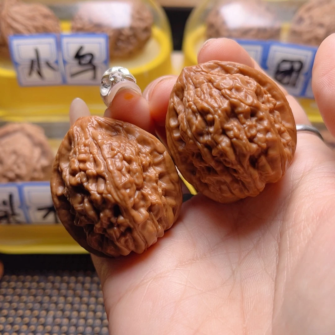 文玩核桃把件九月