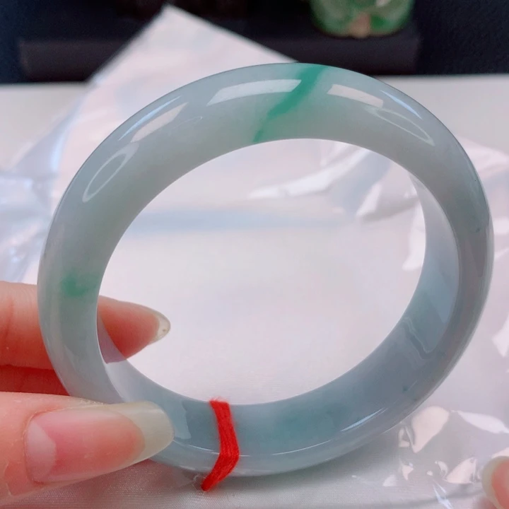 翡翠未镶嵌手镯54圈