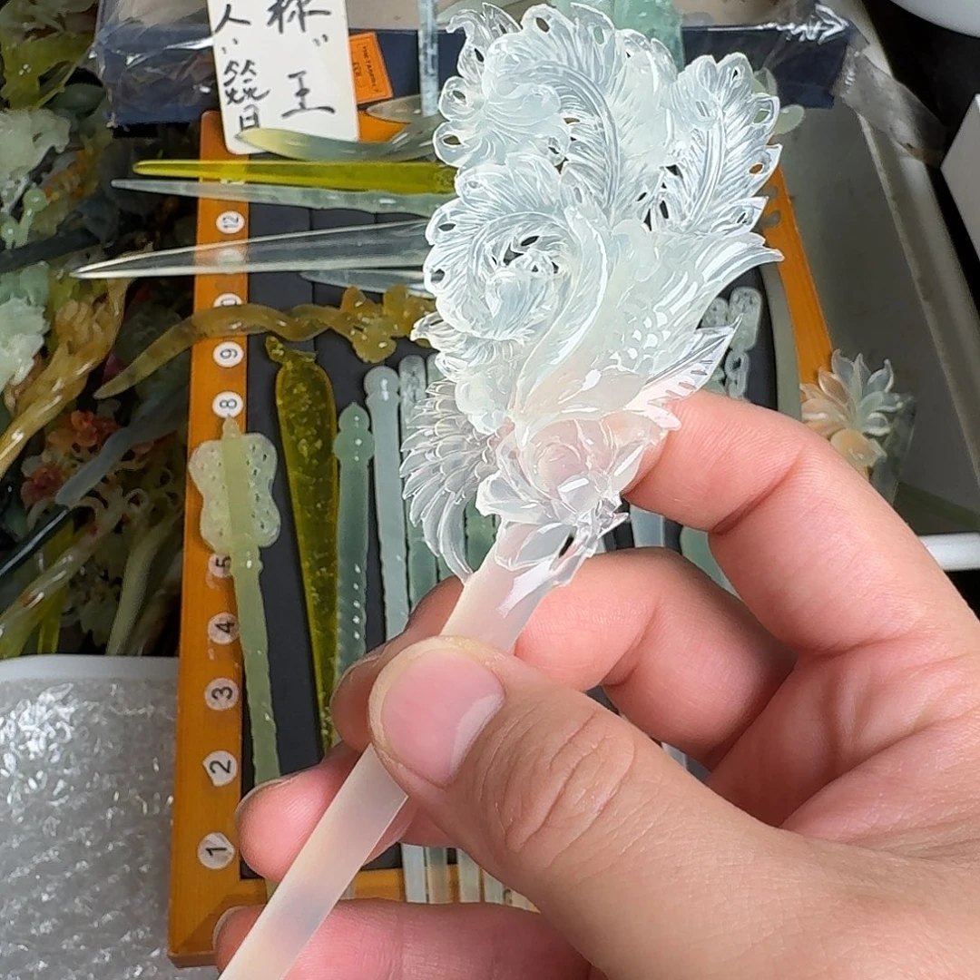 辟***禄蛇纹石玉未镶嵌发饰