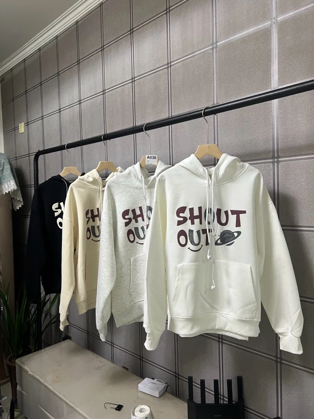 卫衣春秋款大码宽松耳机装饰设计感连帽衫遮肉显瘦百搭印花上衣