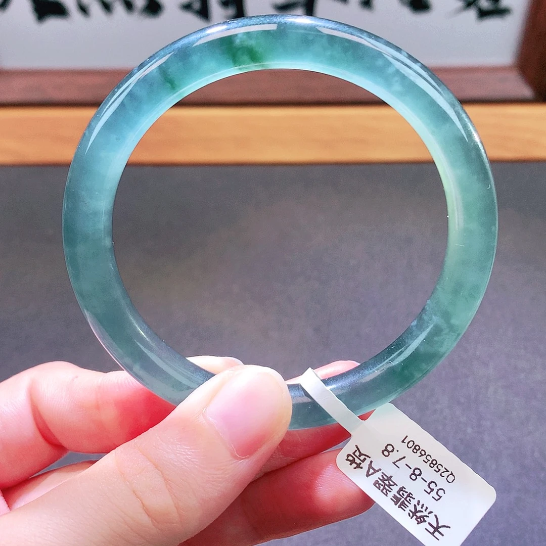 翡翠未镶嵌手镯天然翡翠
