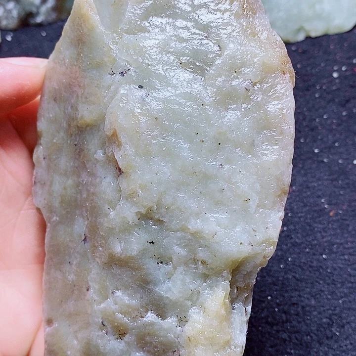 未镶嵌和田玉（糖玉）珠宝半成品