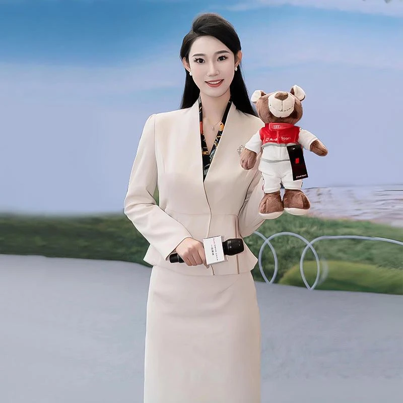 法小曼米白色播音主持人职业套裙女名媛气质西装半裙高端面试正装