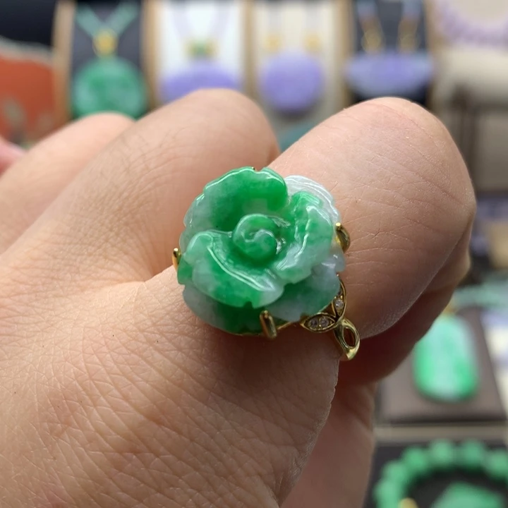 翡翠未镶嵌吊坠(不含链)翡翠戒指