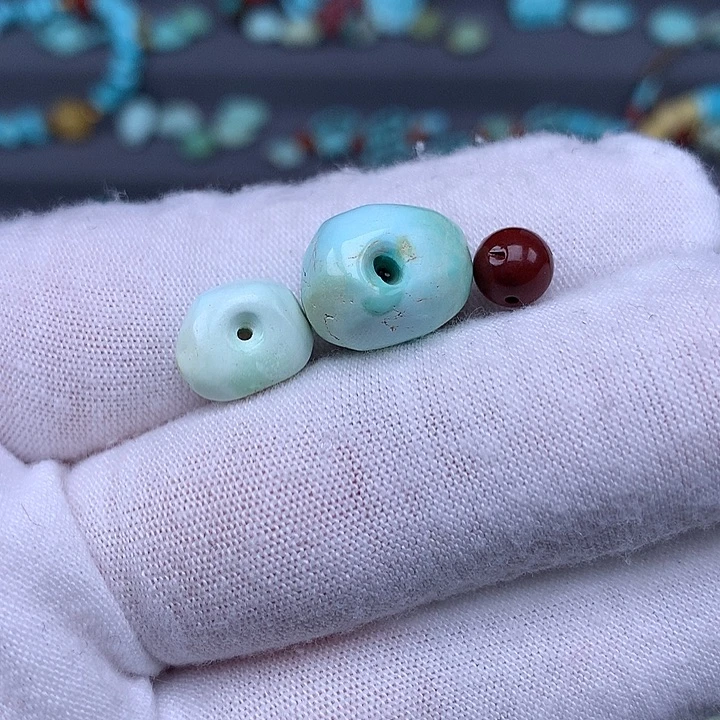 南红玛瑙未镶嵌珠宝奇石