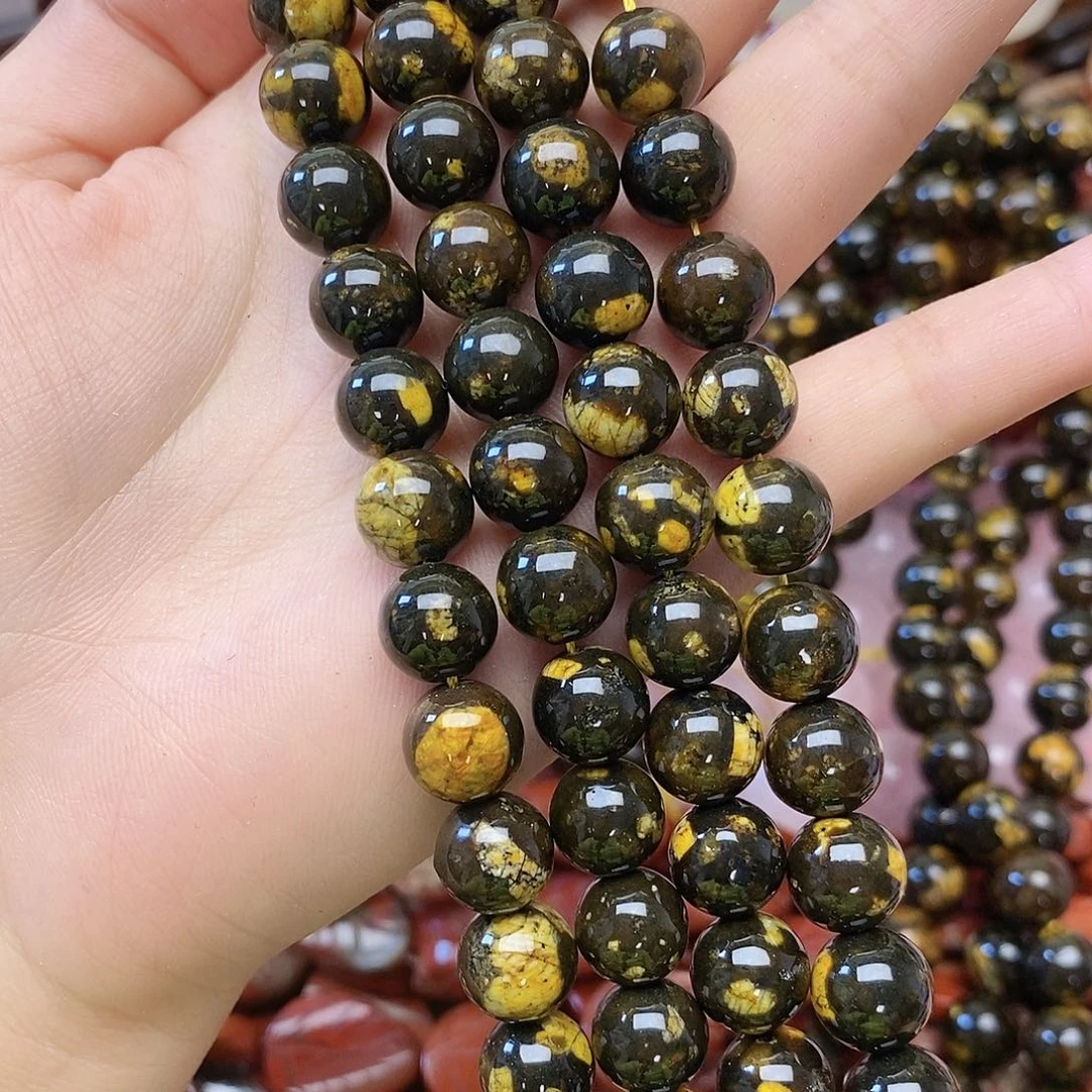 玛瑙/玉髓未镶嵌珠宝半成品卡十，三生石一条