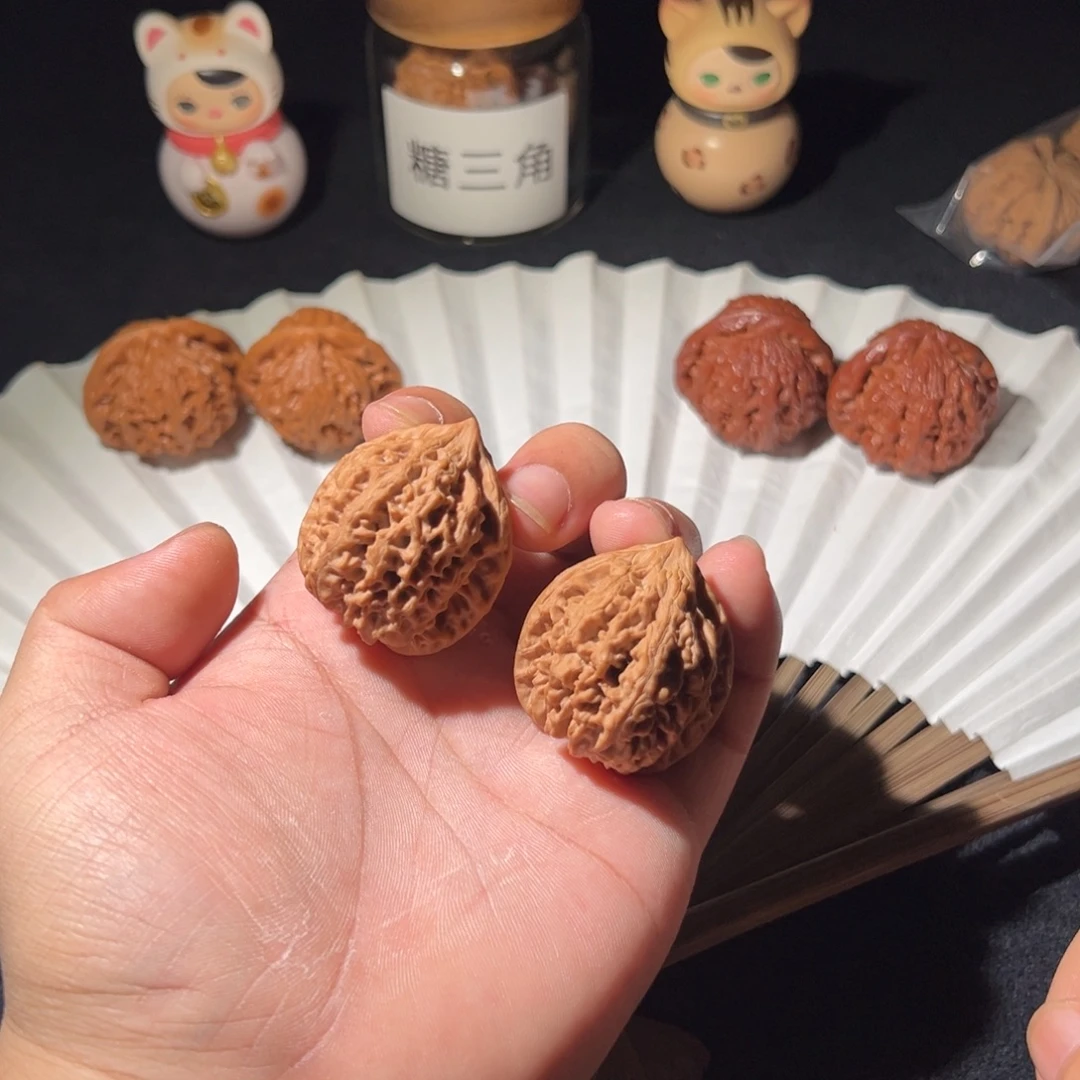 文玩核桃吊坠太行龙纹36