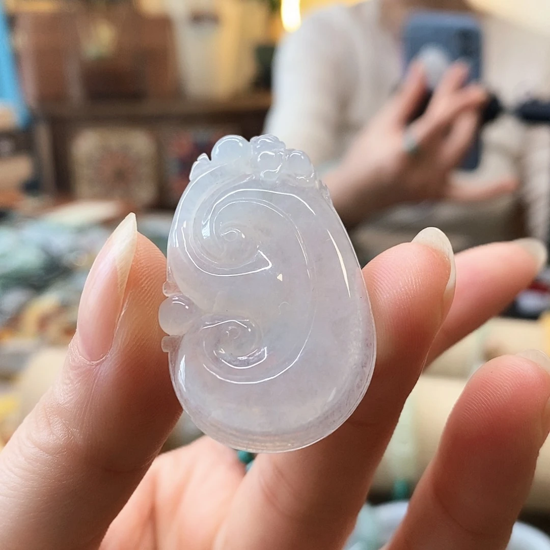 翡翠挂件未镶嵌翡翠挂件
