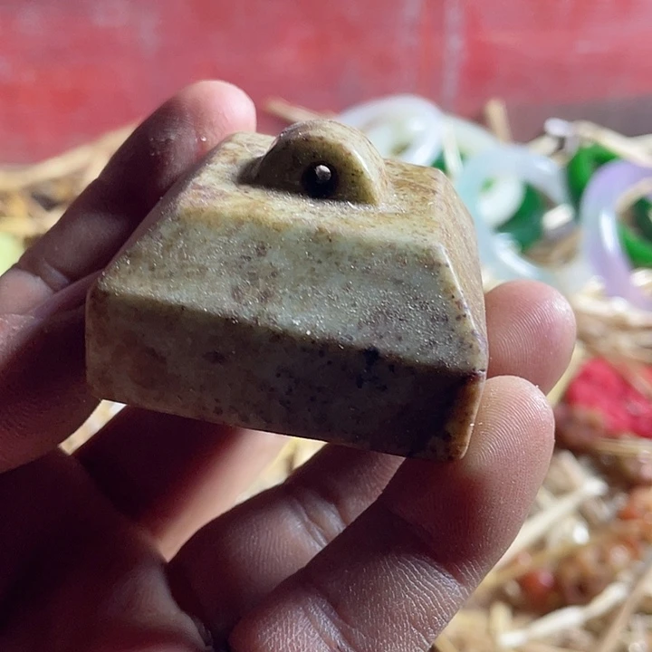 和田玉（糖玉）挂件未镶嵌