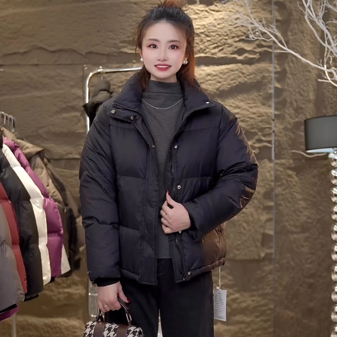 （衣衣服饰）小面包清货宽松保暖女短款时尚百搭立领鸭绒羽绒服