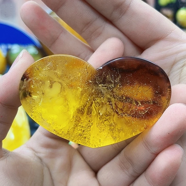 琥珀未镶嵌颈饰吊坠