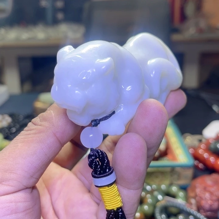 用***4蛇纹石玉未镶嵌把件