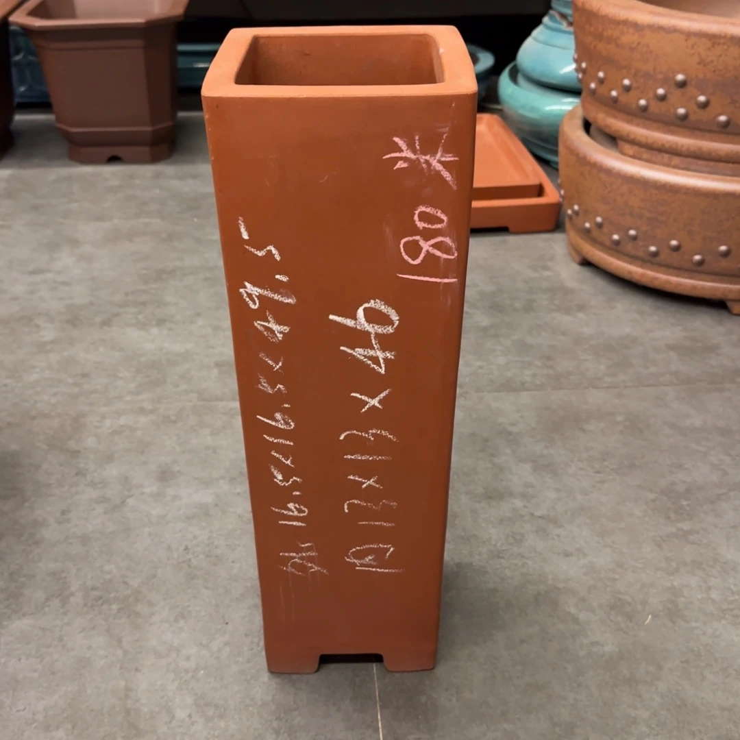 盆友居紫砂花盆直播间处理了