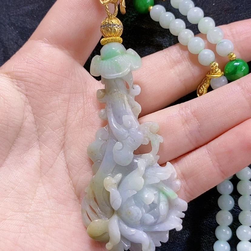 【闪购商品】翡翠未镶嵌颈饰吊坠