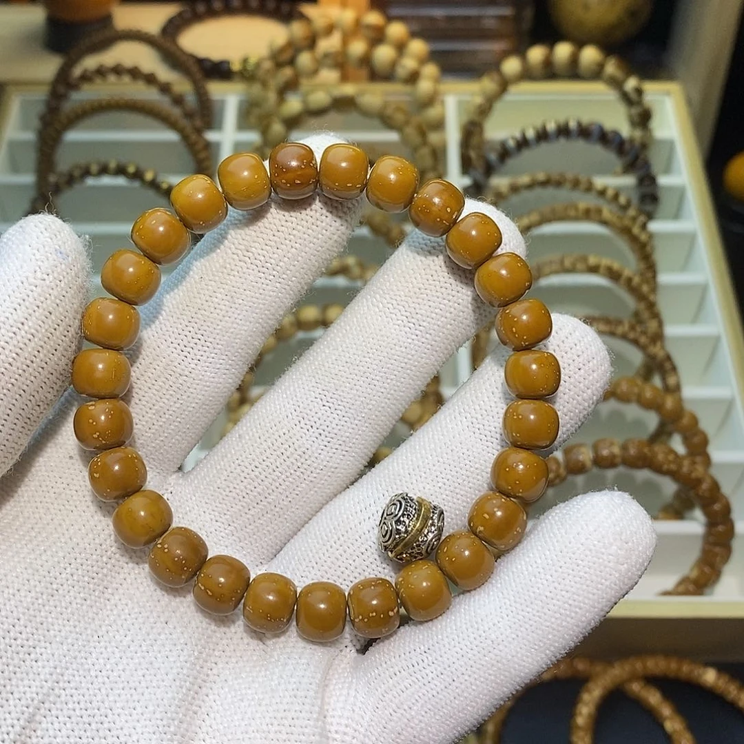 张***伟手串紫金鼠老型黄金甲老型9+