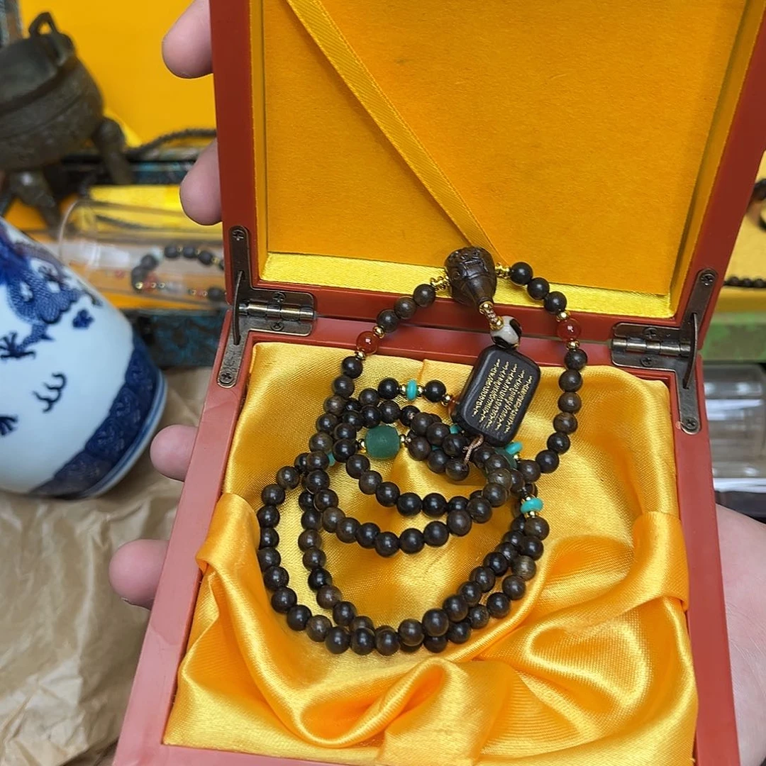 大叶紫檀（黑酸枝木类）