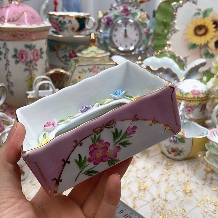 杯碟陶瓷摆件陶瓷