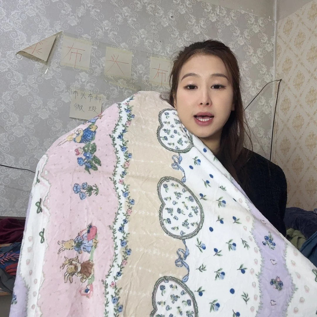 聚酯纤维牛奶绒面料好好670