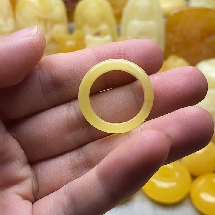 琥珀颈饰未镶嵌琥珀蜜蜡吊坠