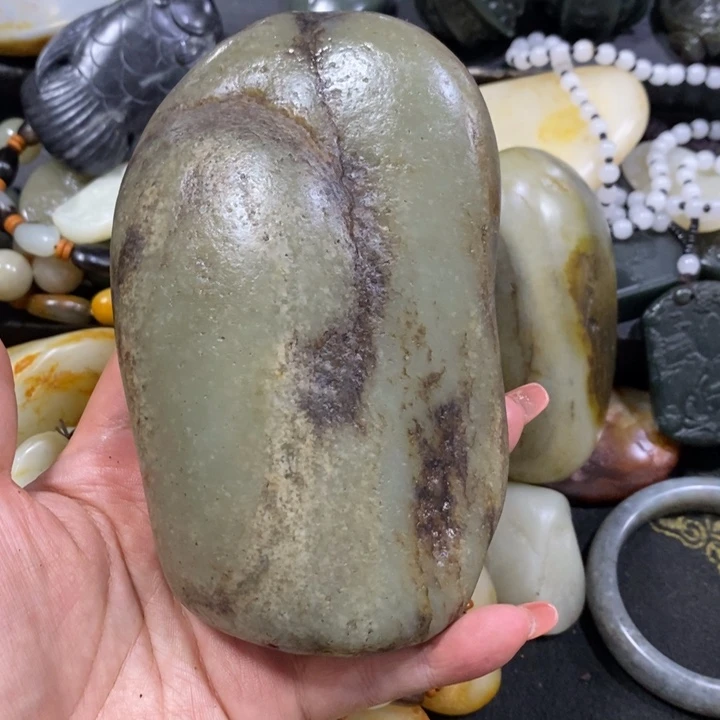 未镶嵌和田玉（糖玉）挂件