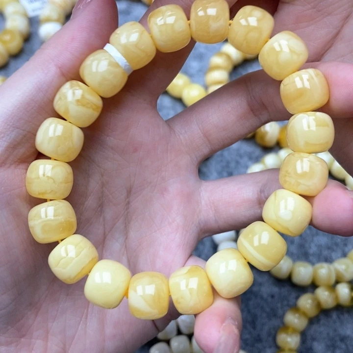 琥珀未镶嵌珠宝奇石11