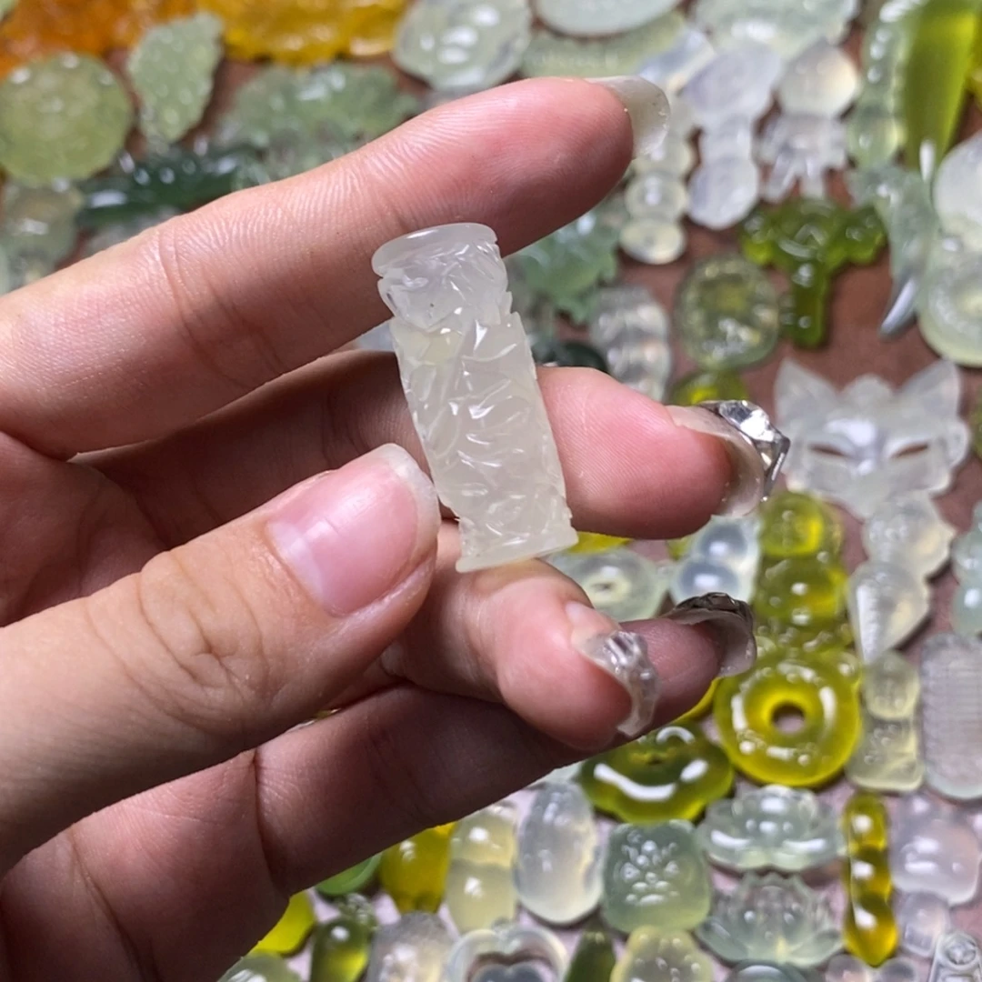 未镶嵌蛇纹石玉项链