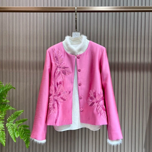 枫与晚霞 新中式国风秋冬新款重工刺绣钉珠短款加棉洋气女士外套