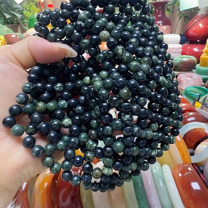 鑫***儿蛇纹石玉未镶嵌颈饰