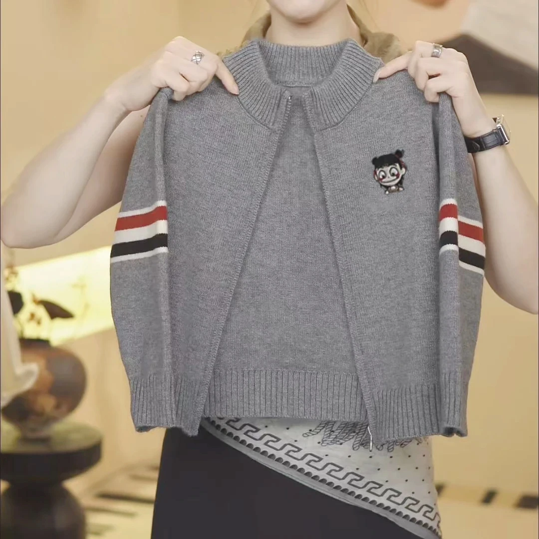 儿童开衫毛衣2025新款时尚拉链开衫外套毛衣男童百搭刺绣休闲上衣