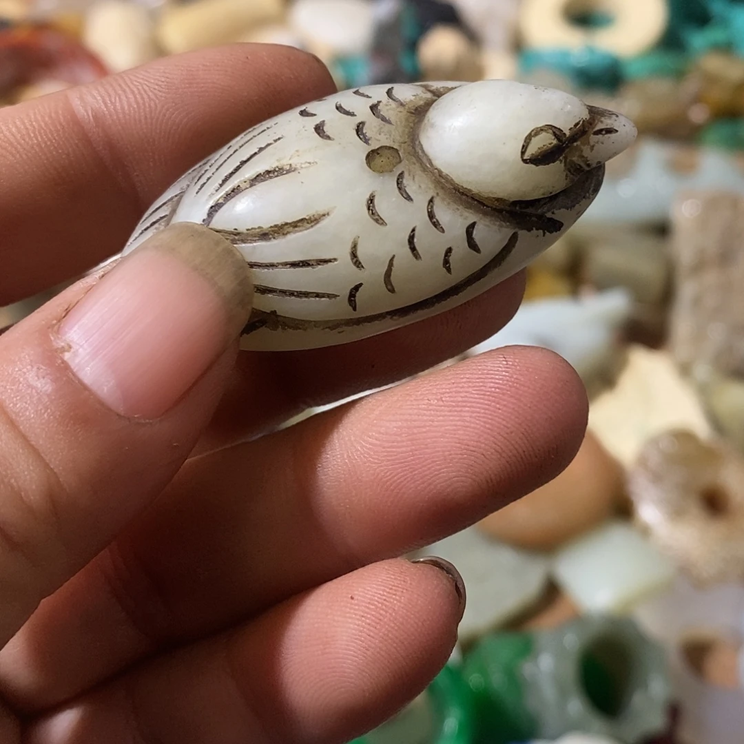 和田玉（糖玉）未镶嵌挂件