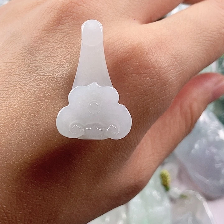 颈饰未镶嵌翡翠天然翡翠