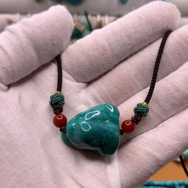 绿松石未镶嵌原矿