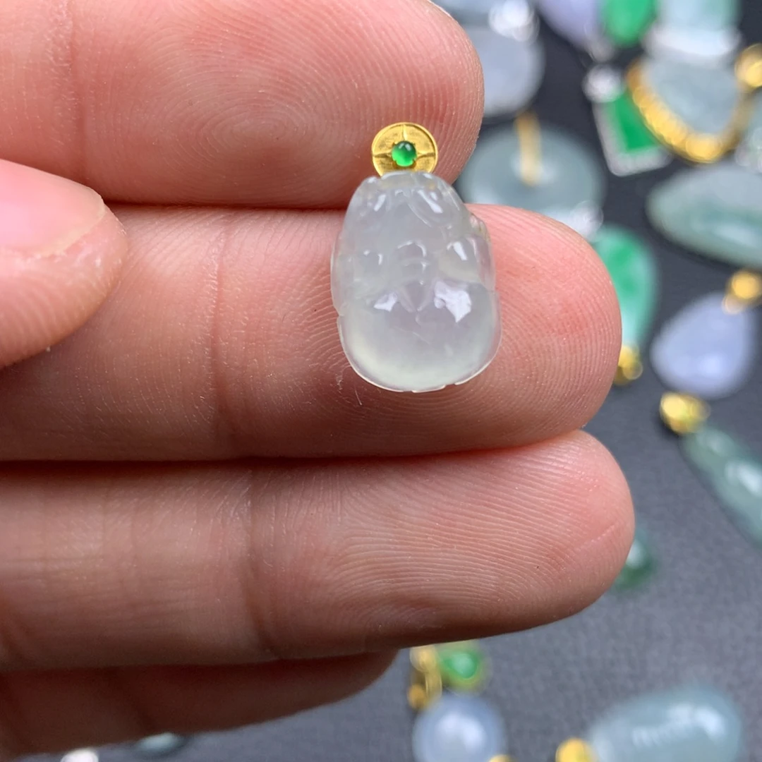 【闪购商品】翡翠18K金镶嵌颈饰翡翠