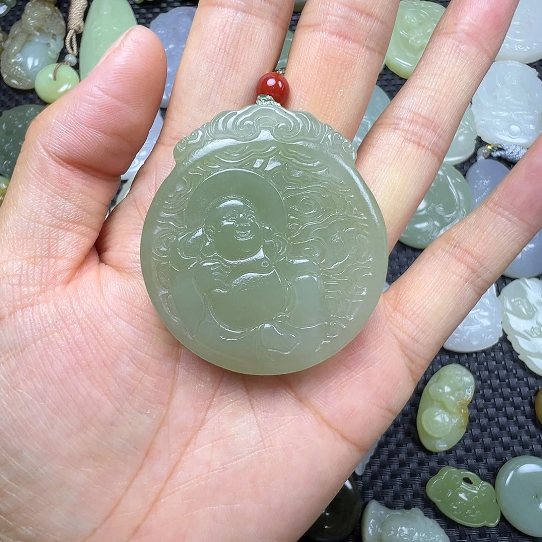 和田玉未镶嵌吊坠(赠链)卡48.5