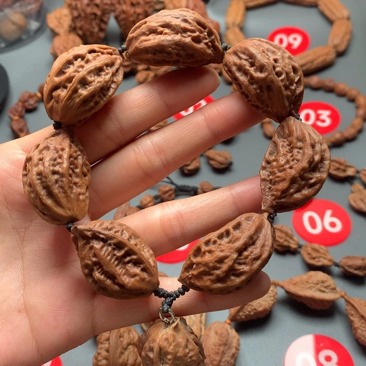 落***年文玩核桃手串630半臂江山